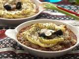 « Pizza » de polenta tomate, oignon, échalote, champignon, pomme, sésame, herbes et olives (vegan)