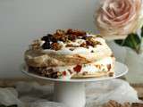 Pavlova aux cranberries & paillettes de noix de pécan caramélisées & mood du jour