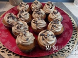 Cupcakes natures, ganache chocolat au lait