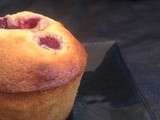 Muffins au chocolat blanc et framboise