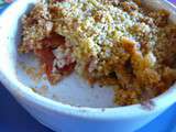 Crumble salé: miettes de chorizo et semoule sur lit de courgettes, tomates et poisson blanc