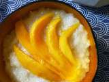 Riz gluant au lait de coco et mangue fraîche – khao niao mamuang