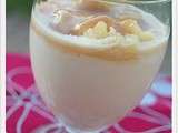 Panacotta vanillée, pommes caramélisées et sauce caramel
