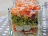 Verrines de saumon et courgettes marinées