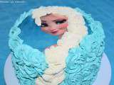 Gâteau Reine des Neiges – Pinata Cake