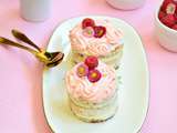 Nades Cakes aux framboises, chocolat blanc & biscuits roses de Reims