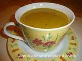 Soupe de petits pois et carottes à la sarriette