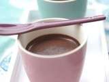 Pots de crème au chocolat noir super light pour les accros au chocolat corsé