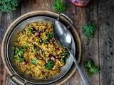 Riz basmati, lentilles corail et kale au curry indien