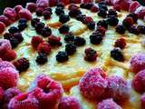 Gâteau aux mûres, framboise et amandes