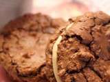 Cookies au chocolat fourrés au beurre de cacahuètes