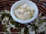 Crème glacée aux fleurs d'acacia