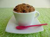 Mugcake mi-cuit au yaourt de soja noisette amande et aux pépites de chocolat (diététique et hyperprotéiné)