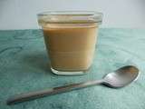 Yaourts-flans maison diététiques au bio-flan café et à la stévia (sans sucre ni lait en poudre)