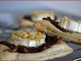 Feuilletés au confit d'oignons et chèvre