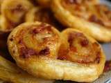Palmiers au caviar de tomates à l'ail et pecorino