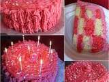 Gâteau d anniversaire damier et glaçage rose