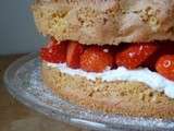 Victoria sponge cake ricotta-fraises