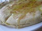 Moroccan Bread Toghrift, Batbout, Matlou3, Mkhammar, M5ammar [Flickr]
