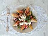 Salade de figues, haricots verts, radis et chèvre frais (Salad of figs, green beans, radishes and fresh goat cheese)