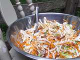 Coleslaw with creamy tahini and apple dressing // Salade de chou, sauce crémeuse tahin et pomme