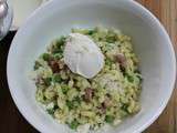 Risotto de coquillettes, petits pois et lardons