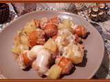 Saucisses de Francfort, pommes de terre à la raclette