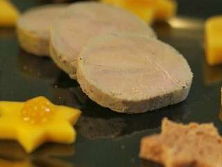 Foie gras mi cuit sous vide (sans machine ) à la mangue et au pain d'épices une recette ultra facile de Greg Marchand , Frenchie