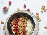 Granola bowl au quinoa et aux fruits (sans blé )
