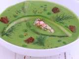 Soupe de petits pois, langoustines , copeaux d'asperges vertes