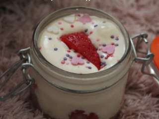 Tiramisu aux fraises et biscuits roses de Reims au Thermomix ou sans