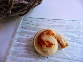 Feuilletés moutarde et tomates séchées au thermomix ou sans