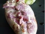 Filet de poulet farci au bacon, à la moutarde et à l'estragon