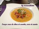 Soupe crue de chou et carotte, coco et cumin