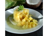 Tartare d’ananas au lait de coco et à la menthe
