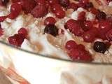Brillez avec un dessert à la meringue façon Pavlova (meringue, fruits rouges et crème fouettée)