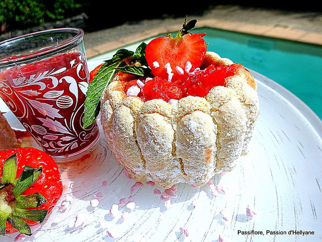 Recettes De Charlotte Aux Fraises De Passiflore Passion D H Llyane