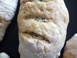 Petites fougasses jambon, fromage de chèvre et tomates confites