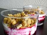 Yaourt fruits rouges et muesli