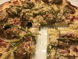 Pizza lardons, boudin blanc et asperges vertes