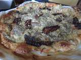 Pizza mignon séché, champignons et tomates séchées