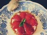 Tartelettes fraise, basilic et mousse de chèvre... sans cuisson