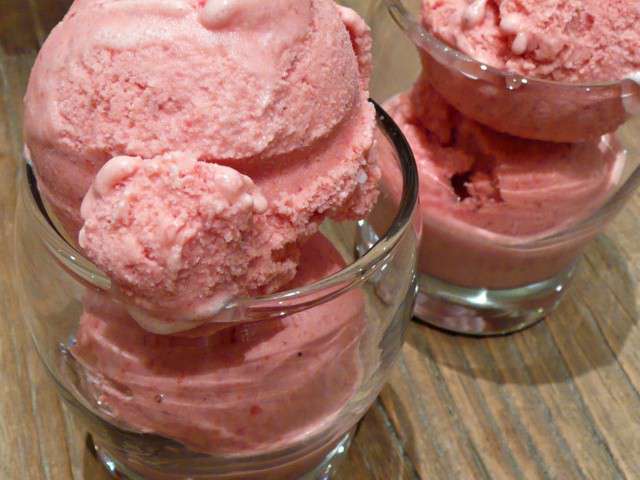 Recettes De Glace La Fraise Et Chantilly