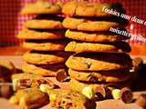 Cookies aux deux chocolats et aux noisettes grillées
