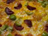 Pizza au chorizo et aux olives vertes