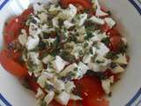 Salade grecque au serpolet, à la feta et à la tomate