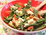 Salade aux haricots verts, haricots plats, tomates et fêta
