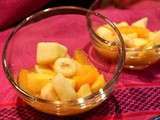 Salade de fruits vitaminée (orange, mangue, banane, pomme et vanille)