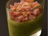 Verrine de velouté de courgettes, jambon, noix de cajou