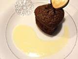 { Dessert de St Valentin } fondant au chocolat, virgule de crème anglaise et coeur de chocolat doré [ diy ]
